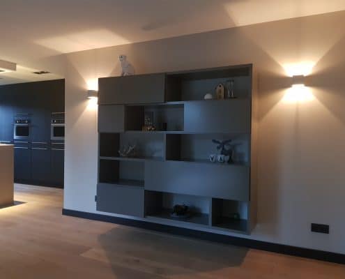 zwevende kast Claudia Drunen zijaanzicht