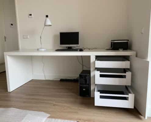 bureau met lades
