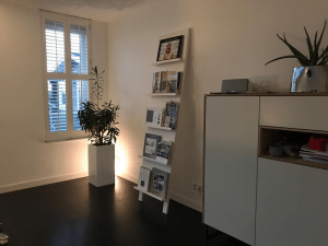 tafel en wandbank voor
