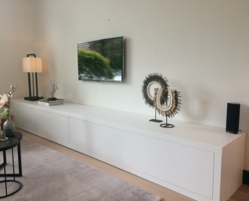 Kast voor TV
