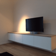 Zwevende kast voor TV