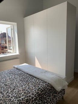 Grijze slaapkamerkast Grijze slaapkamerkast