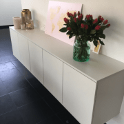 Meubel: kast wit