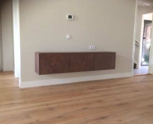 Kast in roestlook
