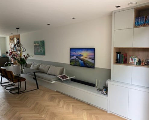 Maatwerk meubelstuk nodig? Meubel en Maatwerk maakte voor deze bewoners in Vught een totaal meubelstuk compleet naar wens.